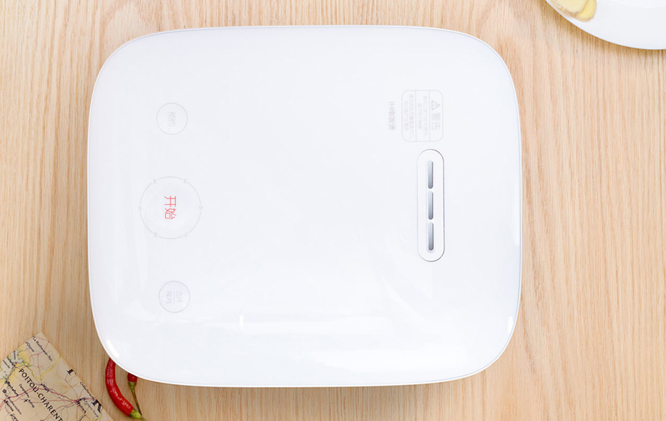 Умная мультиварка Xiaomi MiJia Induction Heating rice cooker 2  вид сверху на панель