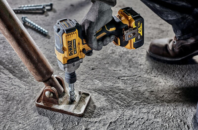 Аккумуляторный гайковерт DeWalt DCF891P2T фото 10