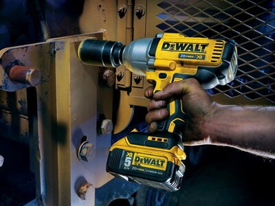 Аккумуляторный гайковерт DeWalt DCF899NT без аккумулятора фото 8