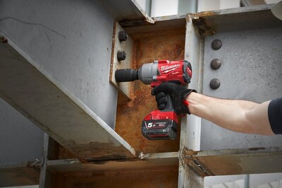 Аккумуляторный гайковерт Milwaukee M18 fhiwp12-502X 4933459693 фото 7